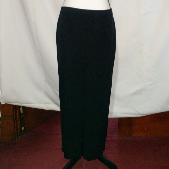 Collectables Casual Corner Dresses & Skirts - Floor Length Black 35" Skirt